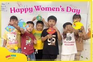 8/3 Này Con Có Gì?